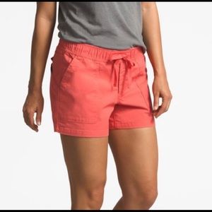 Women’s North Face Ridgeside Pull-on Shorts